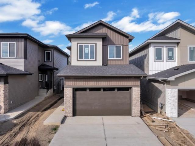 House for sale in Woodbend, City of Leduc