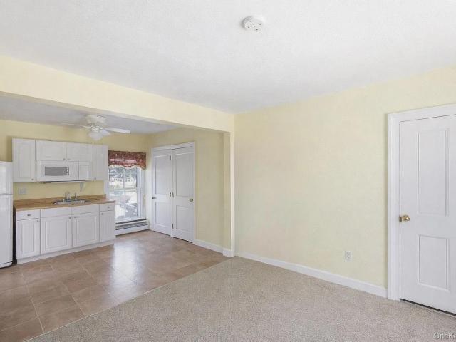 Commercial for sale in Center Moriches, Town of Brookhaven