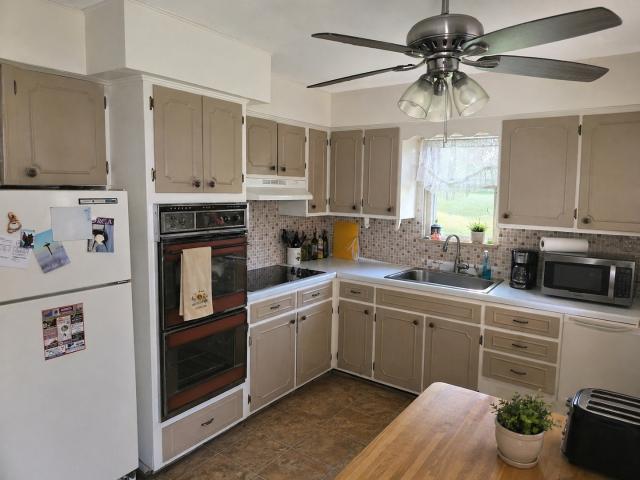 House for sale in Randolph, Illinois