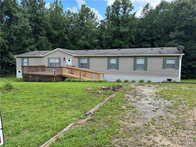 House for sale in Salem, South Carolina