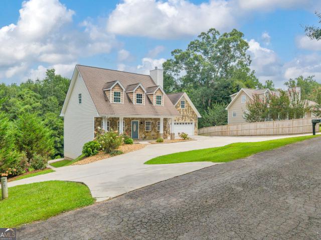 House for sale in Haralson, Georgia