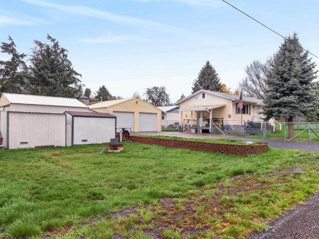 House for sale in Genesee, Idaho