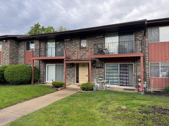 Condo for sale in West Chicago, Illinois