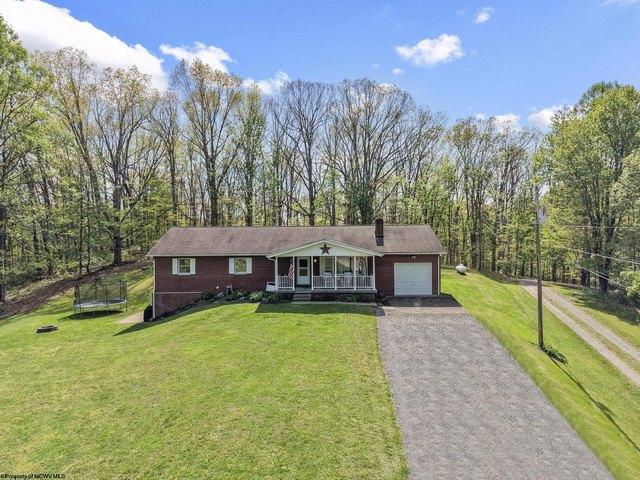 House for sale in Buckhannon, West Virginia