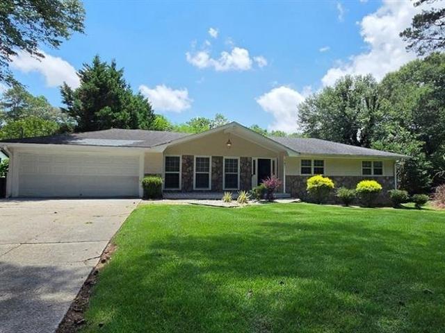 House for sale in Lilburn, Georgia