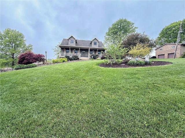 House for sale in Belpre, Ohio