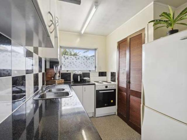 Apartment for sale in Owhata