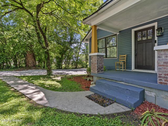 House for sale in Lebanon Junction, Kentucky