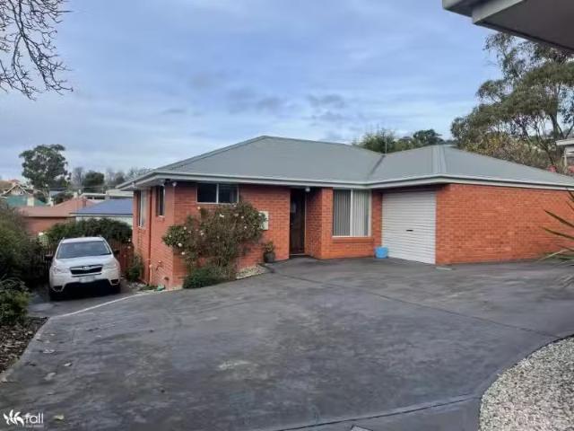 House for rent in Lenah Valley