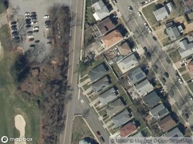 House for sale in Queens, Arverne