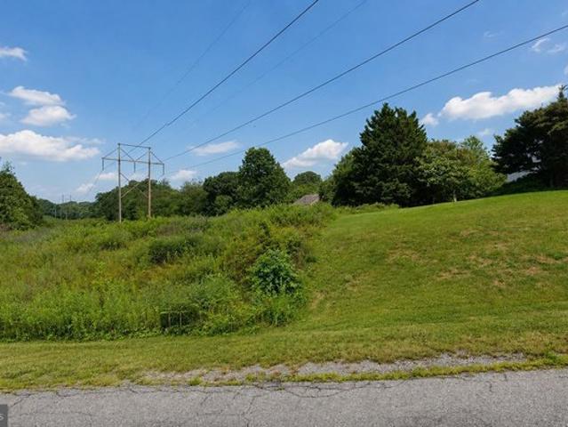 Land for sale in Damascus, Maryland