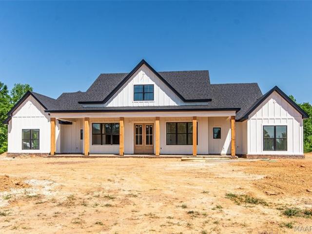 House for sale in Elmore, Alabama