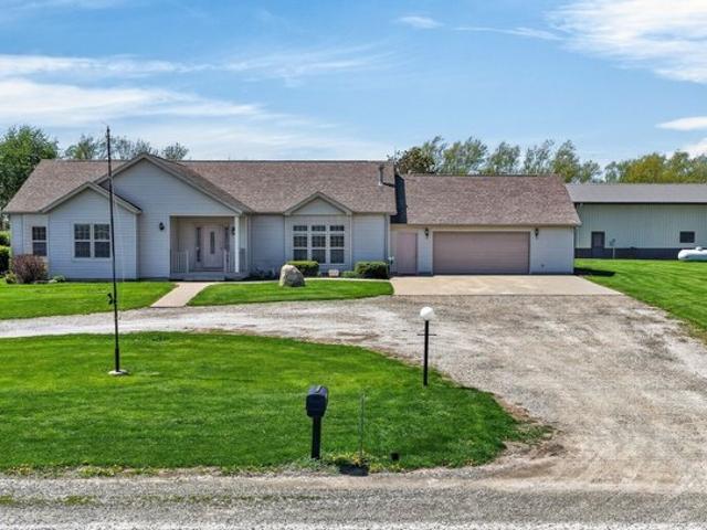 House for sale in Lacona, Iowa