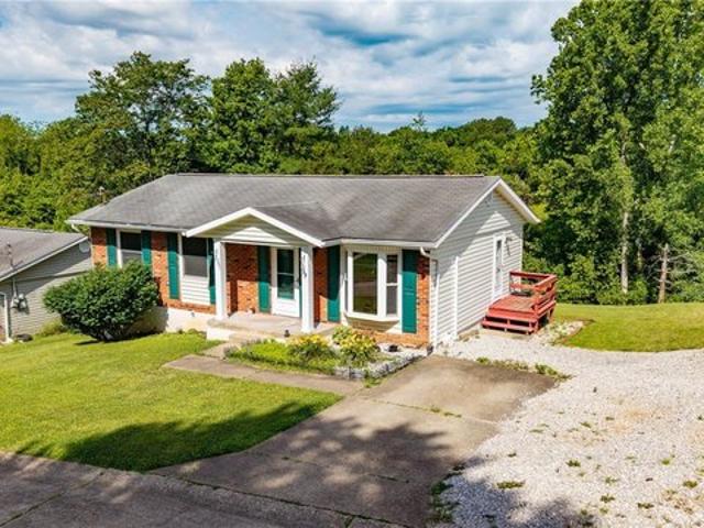 House for sale in Parkersburg, West Virginia