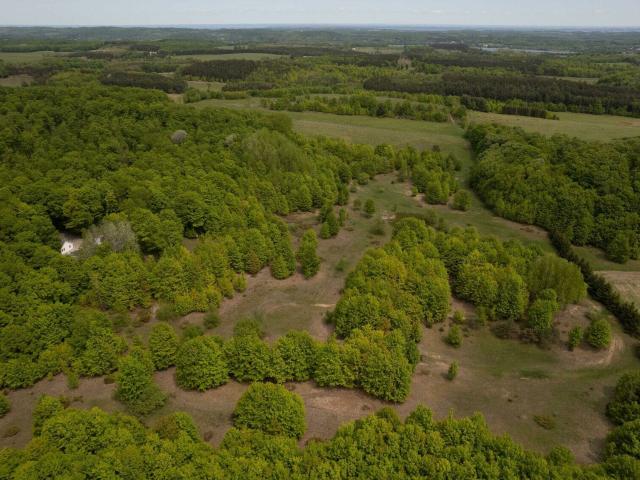 House for sale in Lake Leelanau