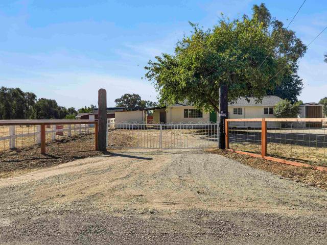 House for sale in Los Molinos, Tehama County