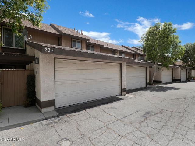 Townhouse for sale in Canyon Country, California