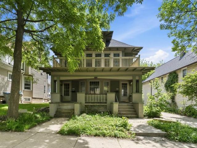 House for sale in Milwaukee, Wisconsin