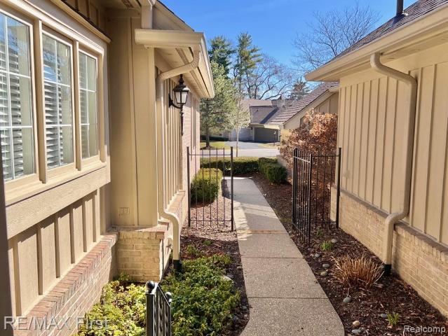 Condo for sale in Bloomfield Hills, Michigan