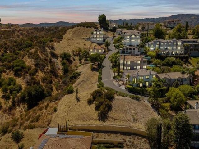 Land for sale in Canyon Country, California