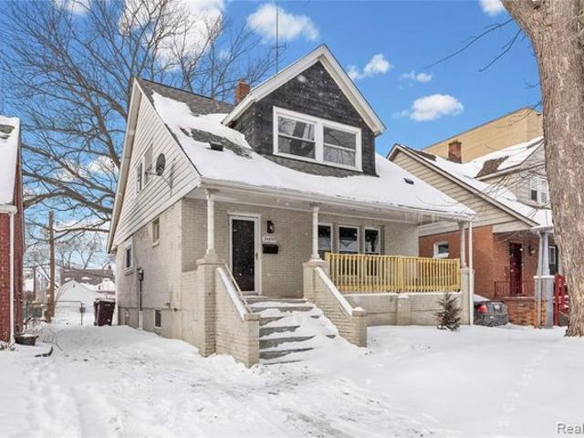 House for sale in Center Line, Michigan