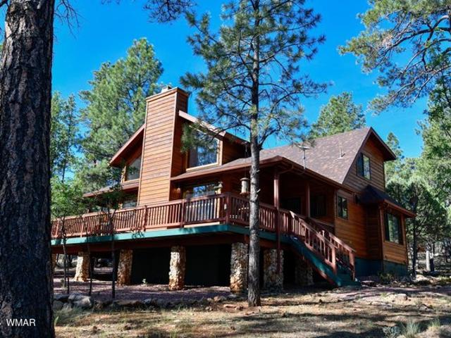 House for sale in Happy Jack, Arizona