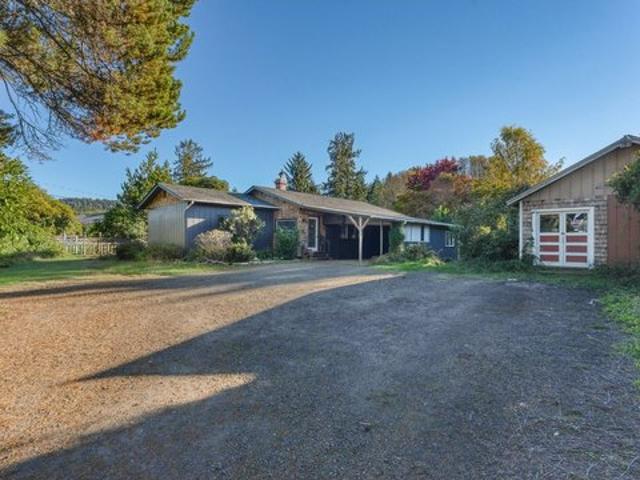 House for sale in Waldport, Lincoln County