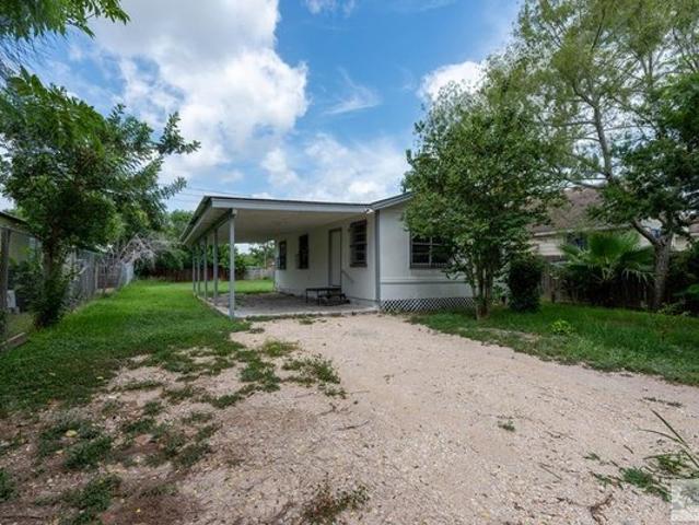 House for sale in Cameron, Texas
