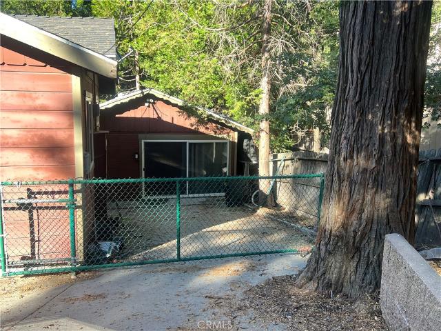 House for sale in Cedarpines Park, California