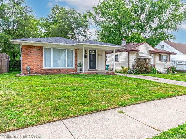 House for sale in Eastpointe, Michigan