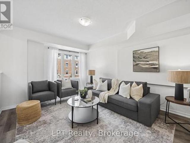 Townhouse for sale in Windfields Farm, Oshawa