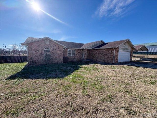 House for sale in Poplar Bluff, Missouri