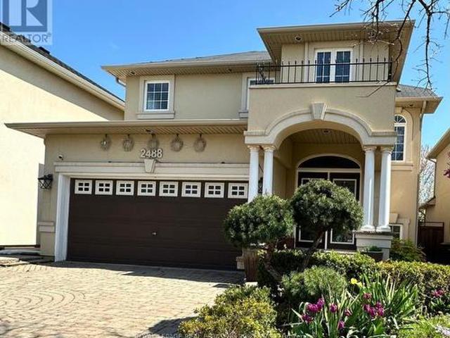 House for sale in Oakville, Ontario