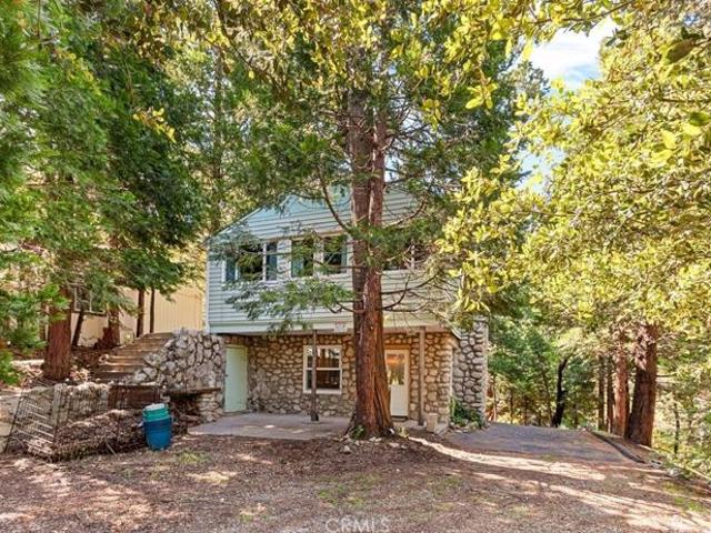 House for sale in Cedarpines Park, California