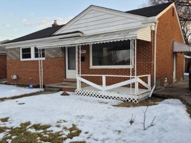 House for sale in Eastpointe, Michigan
