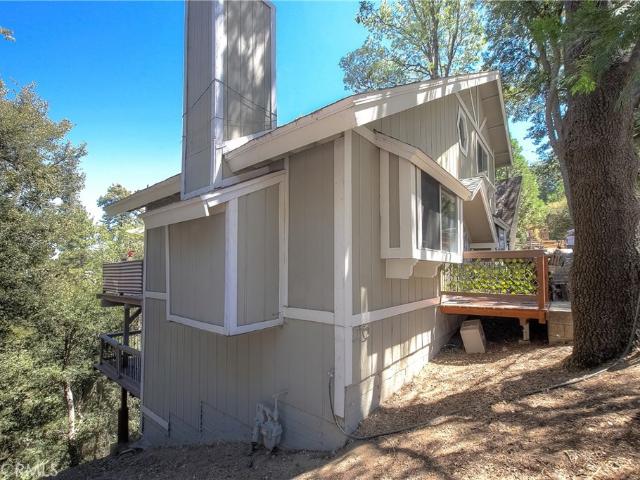House for sale in Crestline, San Bernardino County