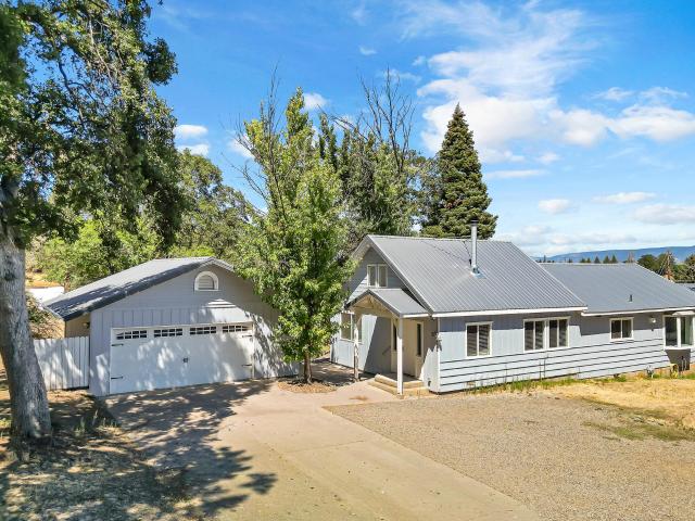 House for sale in Shasta, California