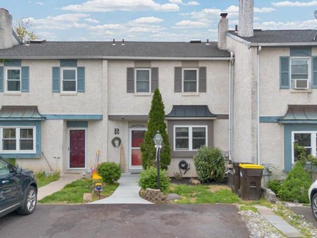Townhouse for sale in Norristown, Pennsylvania