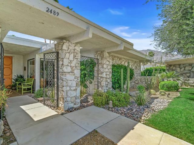 Condo for sale in Palm Springs, California