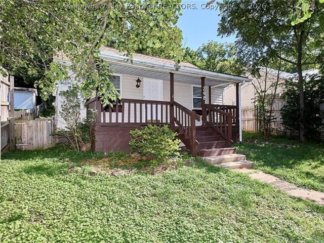 House for sale in Cottageville, West Virginia