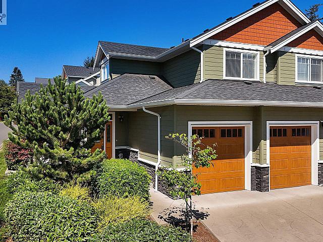 Condo for sale in British Columbia