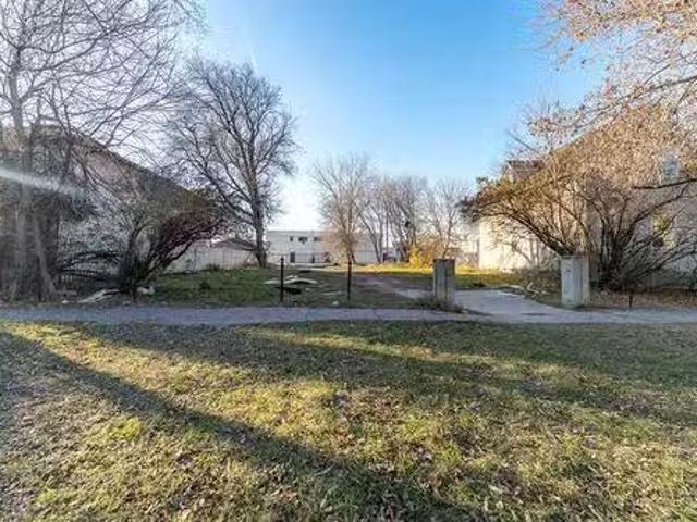 House for sale in East St. Paul, Manitoba