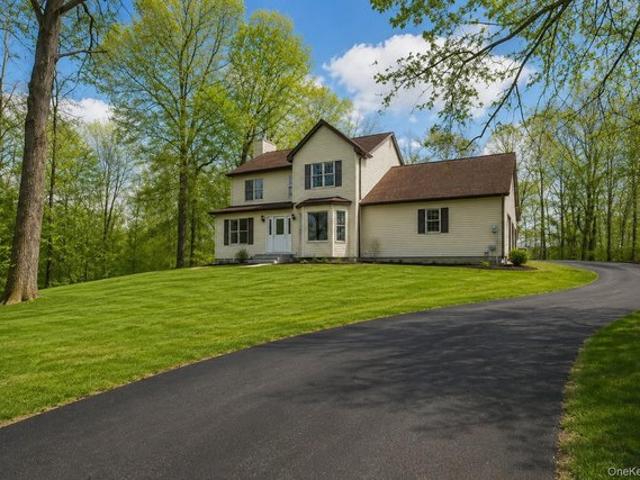 House for sale in Washingtonville, New York