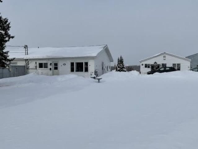 House for sale in Gananoque, Ontario