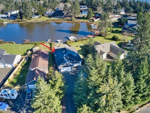 House for sale in Ocean Shores, Washington