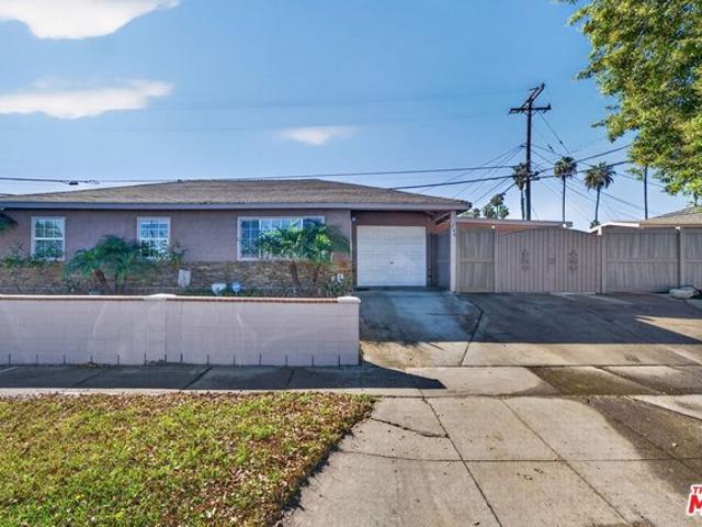 House for sale in Carson, Los Angeles County