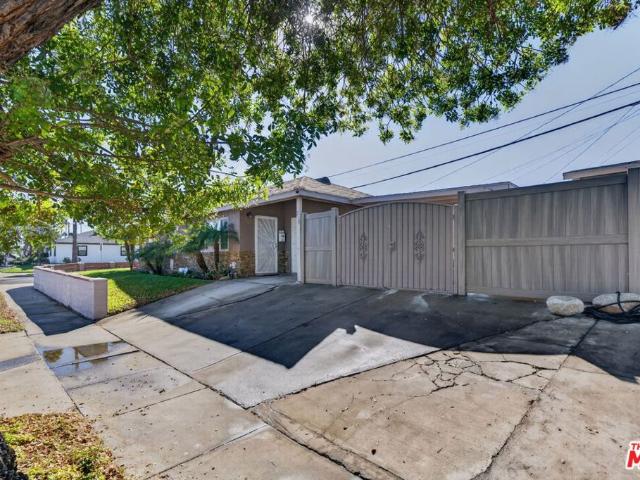 House for sale in Carson, Los Angeles County