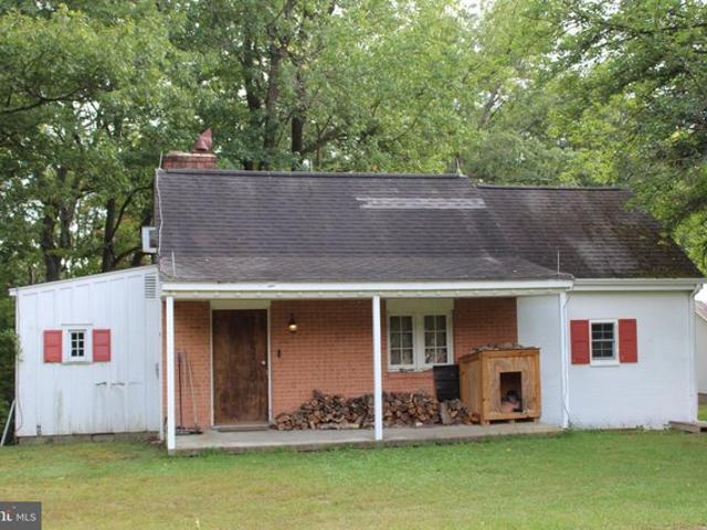 House for sale in Ridgeley, West Virginia