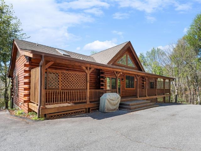 House for sale in Avery, North Carolina