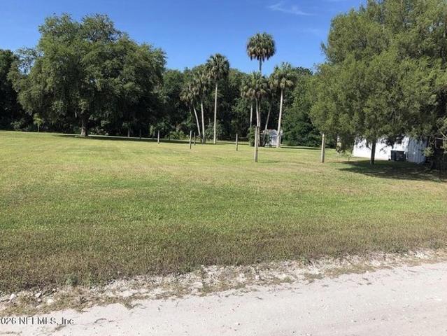 Land for sale in Crescent City, Florida